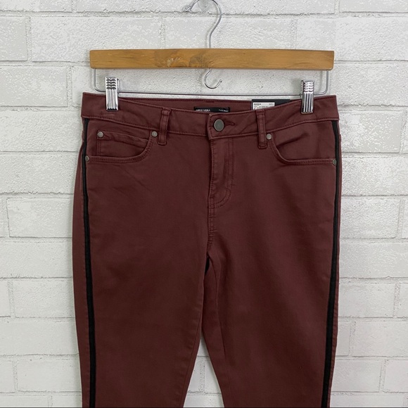 LAST CHANCE ✨ SIMPLY VERA Raspberry MC Flex Skinny Pant - Picture 2 of 10